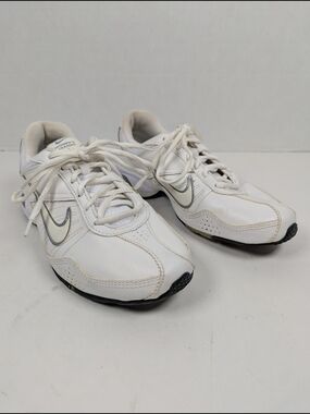 NIKE AIR Exceed Womens Training Shoes 7.5 White Leather Running Walking Good
